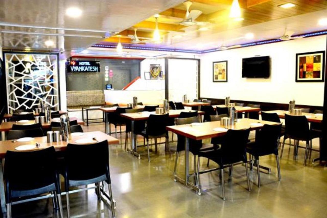 Hotel Vyankatesh & Pure Veg Restaurant Mahābaleshwar Exterior foto