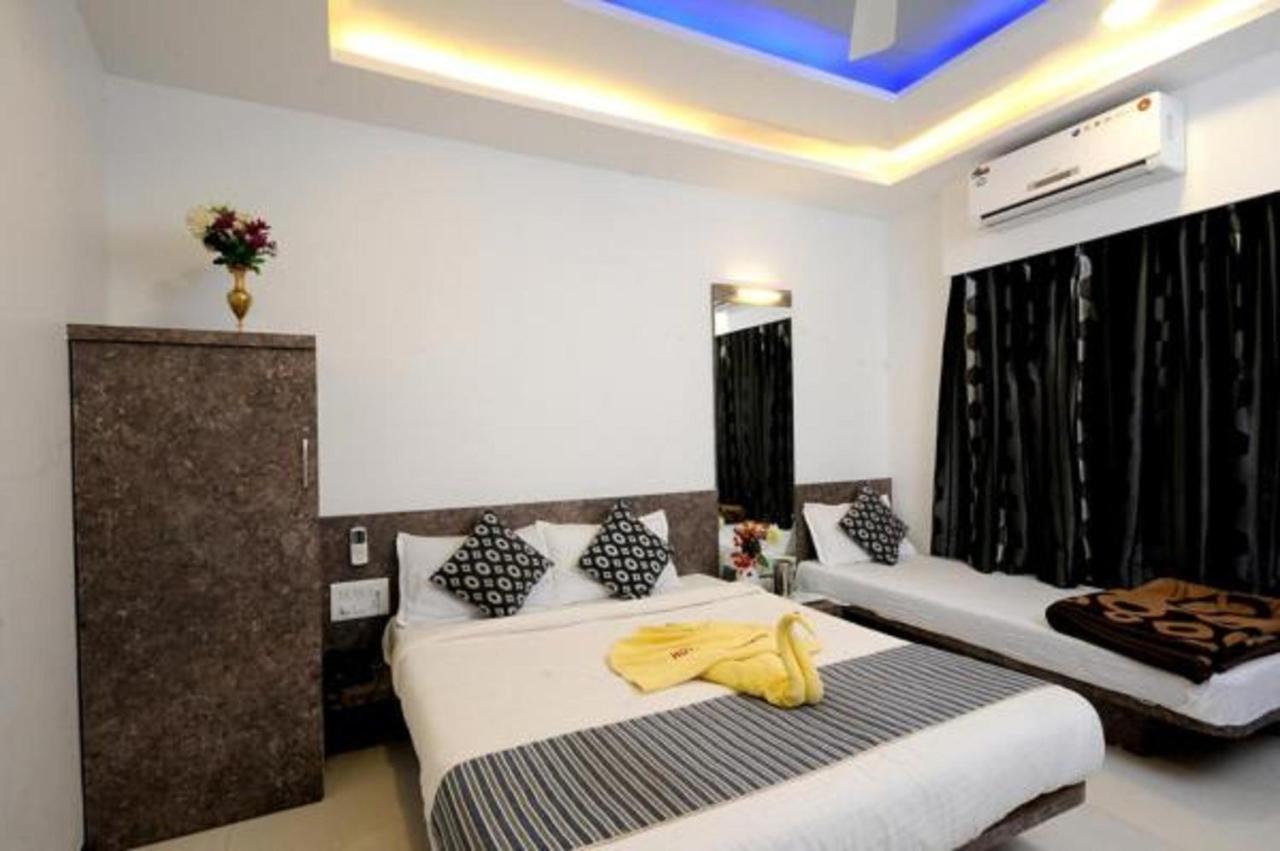 Hotel Vyankatesh & Pure Veg Restaurant Mahābaleshwar Exterior foto