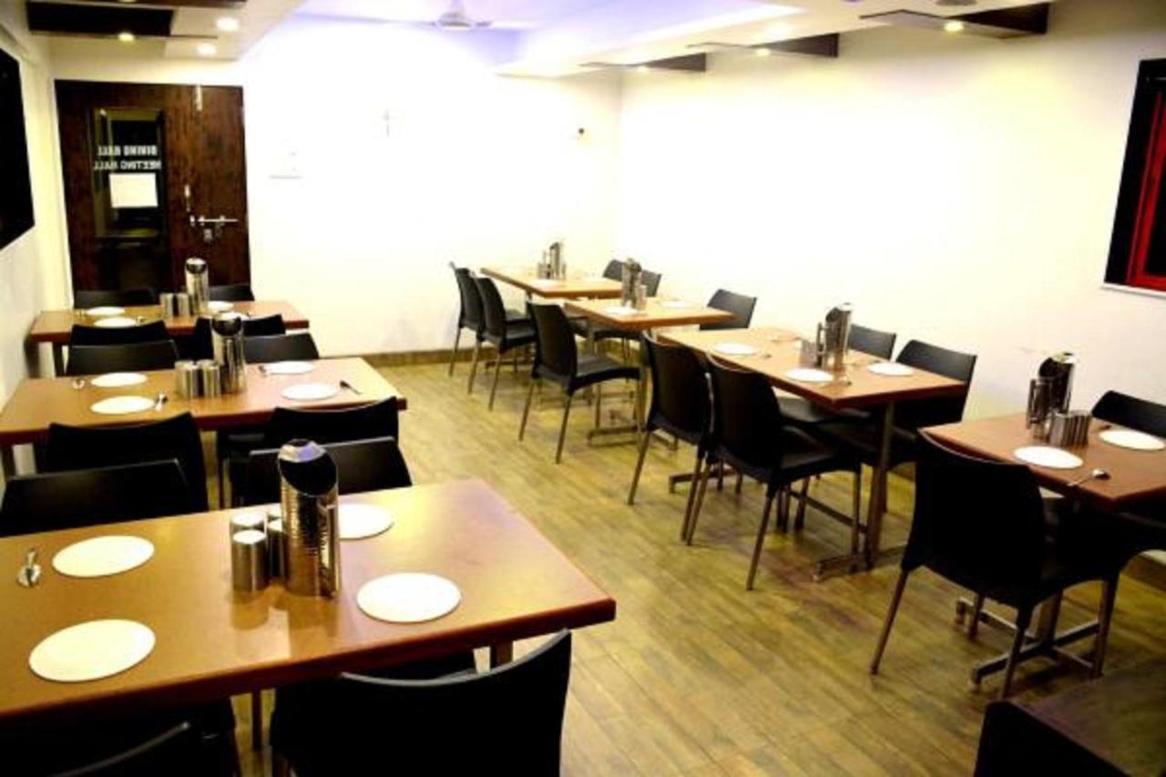 Hotel Vyankatesh & Pure Veg Restaurant Mahābaleshwar Exterior foto